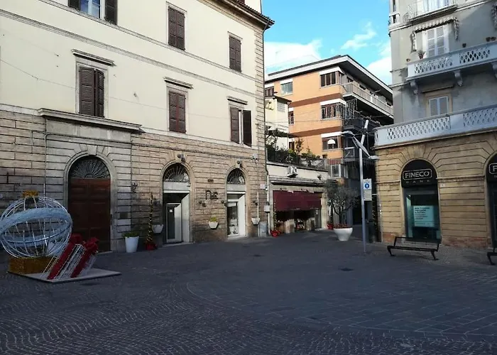 Casa Indipendente In Centro Con Corte Privata
