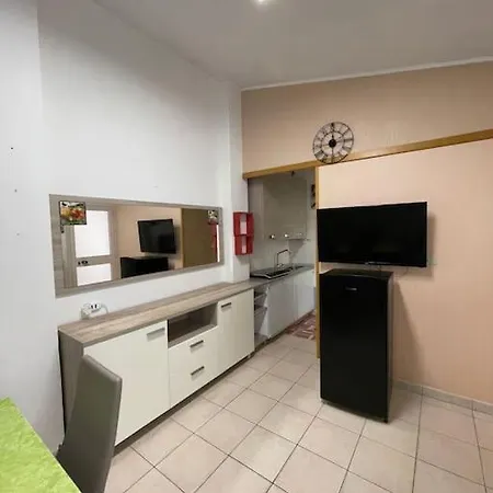 Appartamento Casa Indipendente In Centro Con Corte Privata